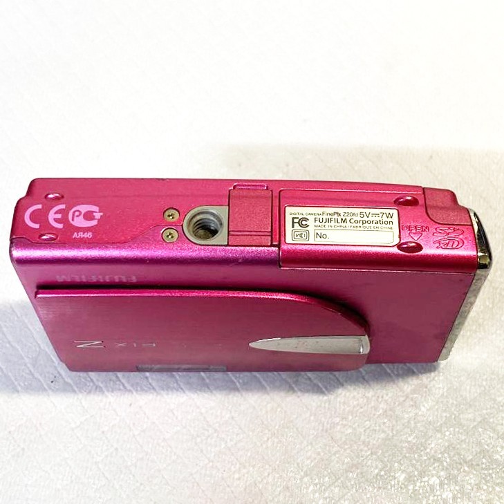 FUJIFILM FinePix Z20fd Pink 10.0MP 3x Optical Zoom Digital