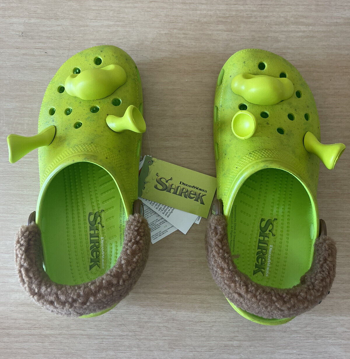 DreamWorks Shrek × Crocs Classic Clog Men Size 2-3 and 10-14 (209373-3TX)