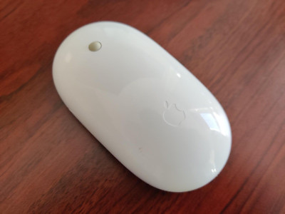 Original Apple Maus Mighty Mouse A1197 optische Wireless Bluetooth weiß
