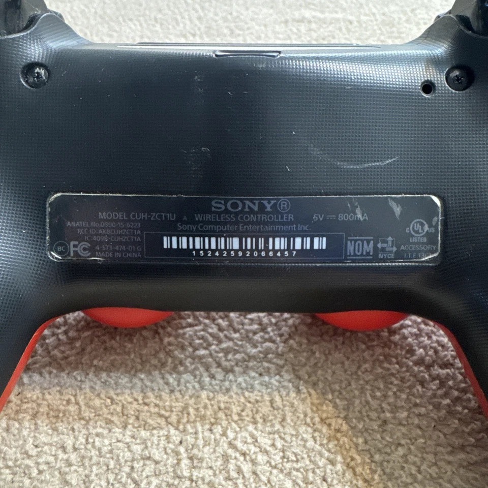 Sony DualShock 4 Wireless Controller For PS4 Red/Black CUH-ZCT1U - Image 4 of 4