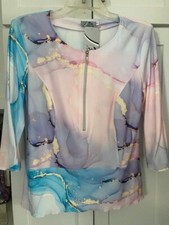 Made in Italy Women's 3/4 Zip front Blouse with 3/4 Sleeve Size M NWT