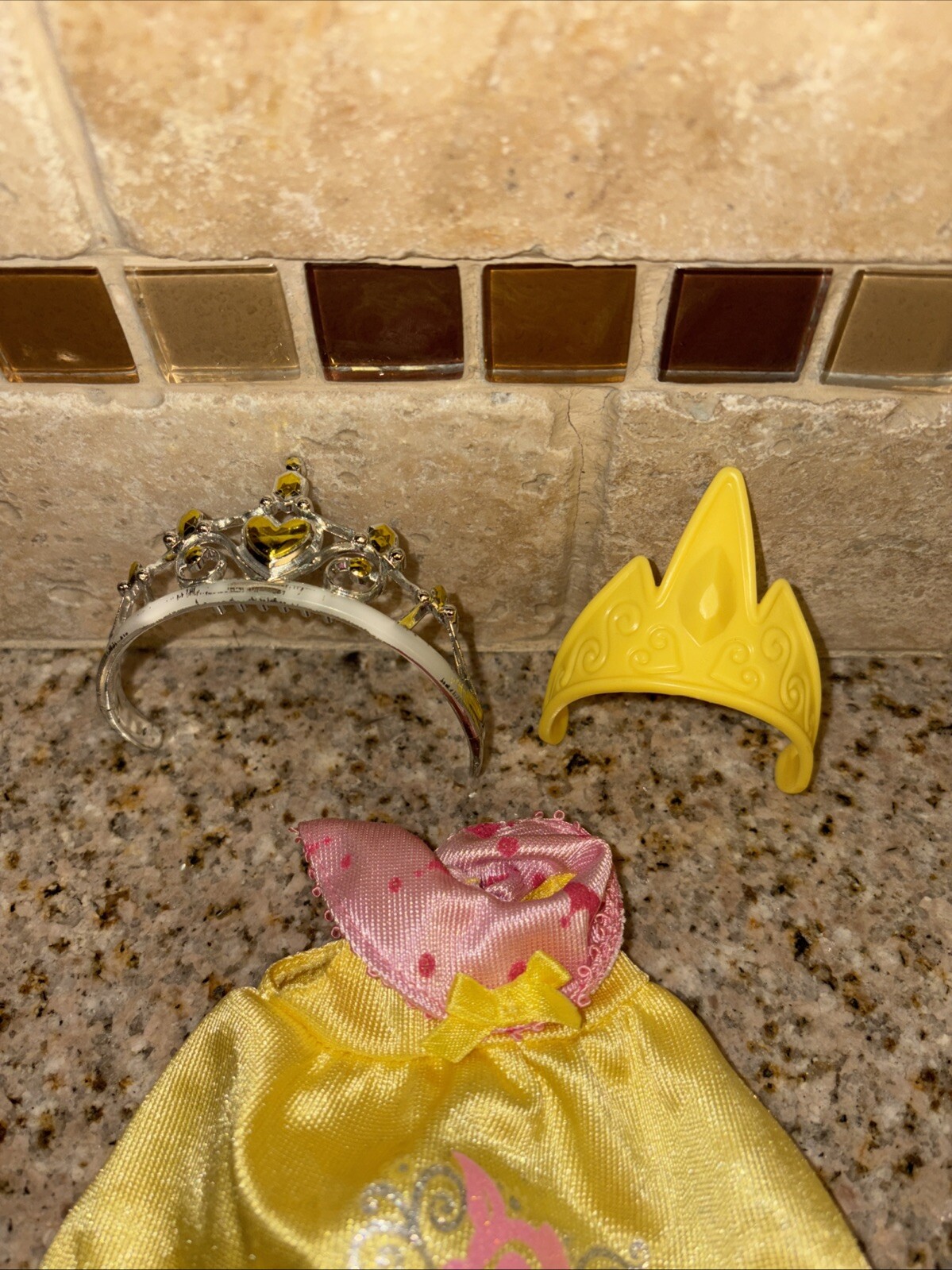 Picture 4 of 9