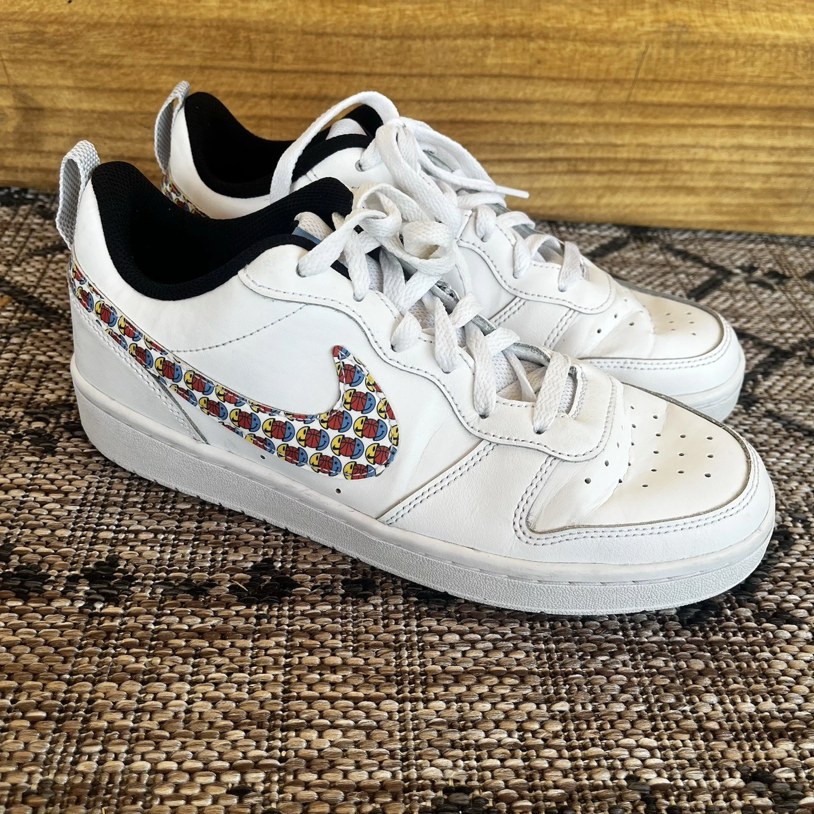 Nike Court Borough Low Recraft bianche 7 anni giovanili smiley basket grafica