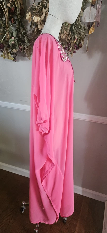 Caftán transparente rosa Y2K años 90 con cuello joyero como en la foto Foto 4 de 4