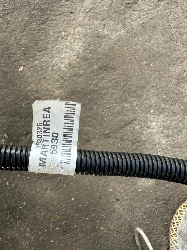 Chevy Camaro SS Fuel Line 2010 2011 2012 2013 2014 2015 - Imagem 2 de 3