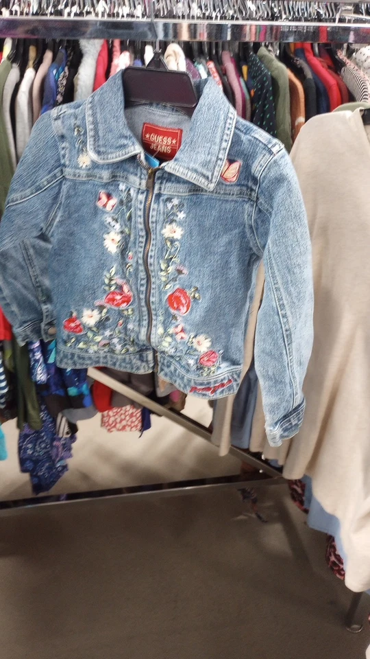 Vintage Y2K GUESS Jeans Denim Bordado Chaqueta Niñas 5 Floral Usado en Excelente Condición Foto 3 de 4