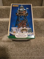 Lemax - Grizzly Peak Lookout Tower - In Box - RETIRED W- Original Box