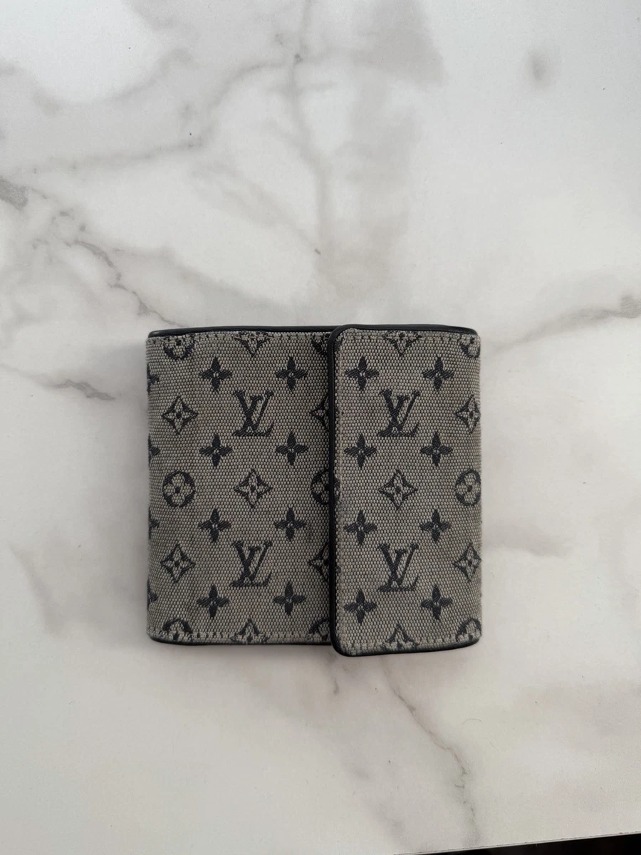 ルイビトン　グレー ジッパーケース Louis Vuitton Denim Zip-Around Wallets for Women for sale | eBay