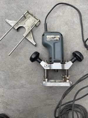 Hitachi Hikoki FM8 Oberfräse