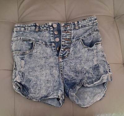 Bienzoe Girls Blue Acid Wash Denim Shorts Size 14 Pockets Button Closure