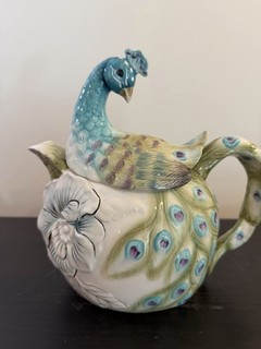 Edie Rose Home Peacock Collection Teapot by Fitz and Floyd