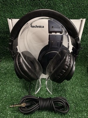 Audio-Technica ATH-M30x Over-Ear Foldable Monitor Headphones, MINT CONDITION.