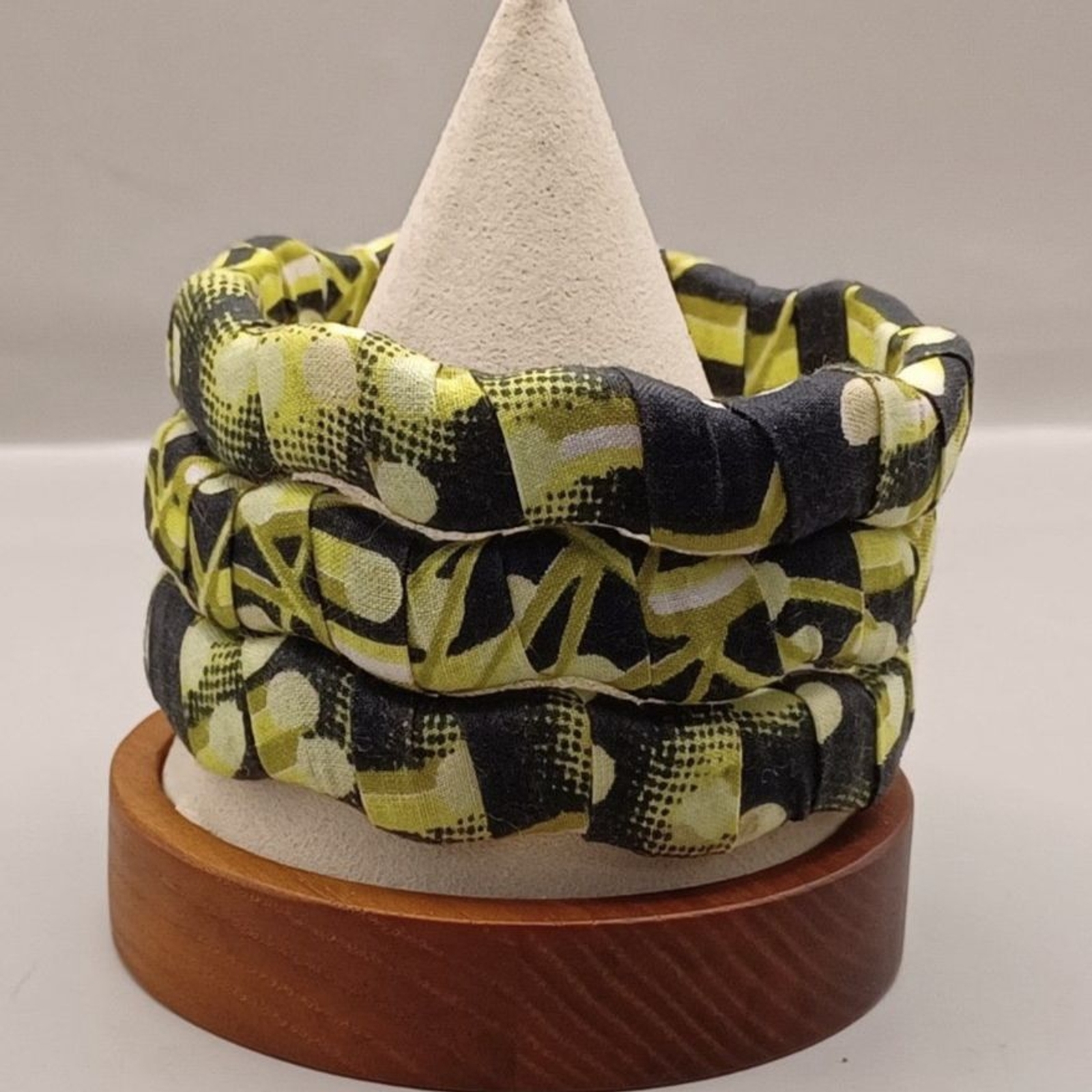 Vintage Stackable Yellow Geometric Print Fabric B… - image 4