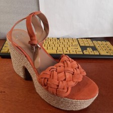 Marc Fisher Woman's Heels Odilia Orange Size 9.5 Worn Once Excellent Condition