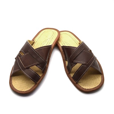 mens leather slippers size 11