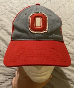 Distressed Patch Red Hat Cap Fitted M/L 