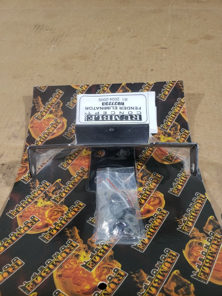 Eliminador guardabarros Rumble Concepts Yamaha YZF R1 04-06 TR#676520 RU27233 ANCHO Foto 2 de 4