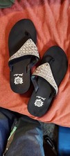 Yellow Box CLIFF Wedge Thong Flip Flops Clear Rhinestone NEW NIB Size 6.5