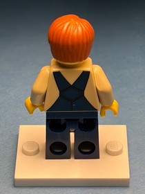 LEGO Movie Minifig tlm052 - Alfie the Apprentice - Light Scratches/No Cracks