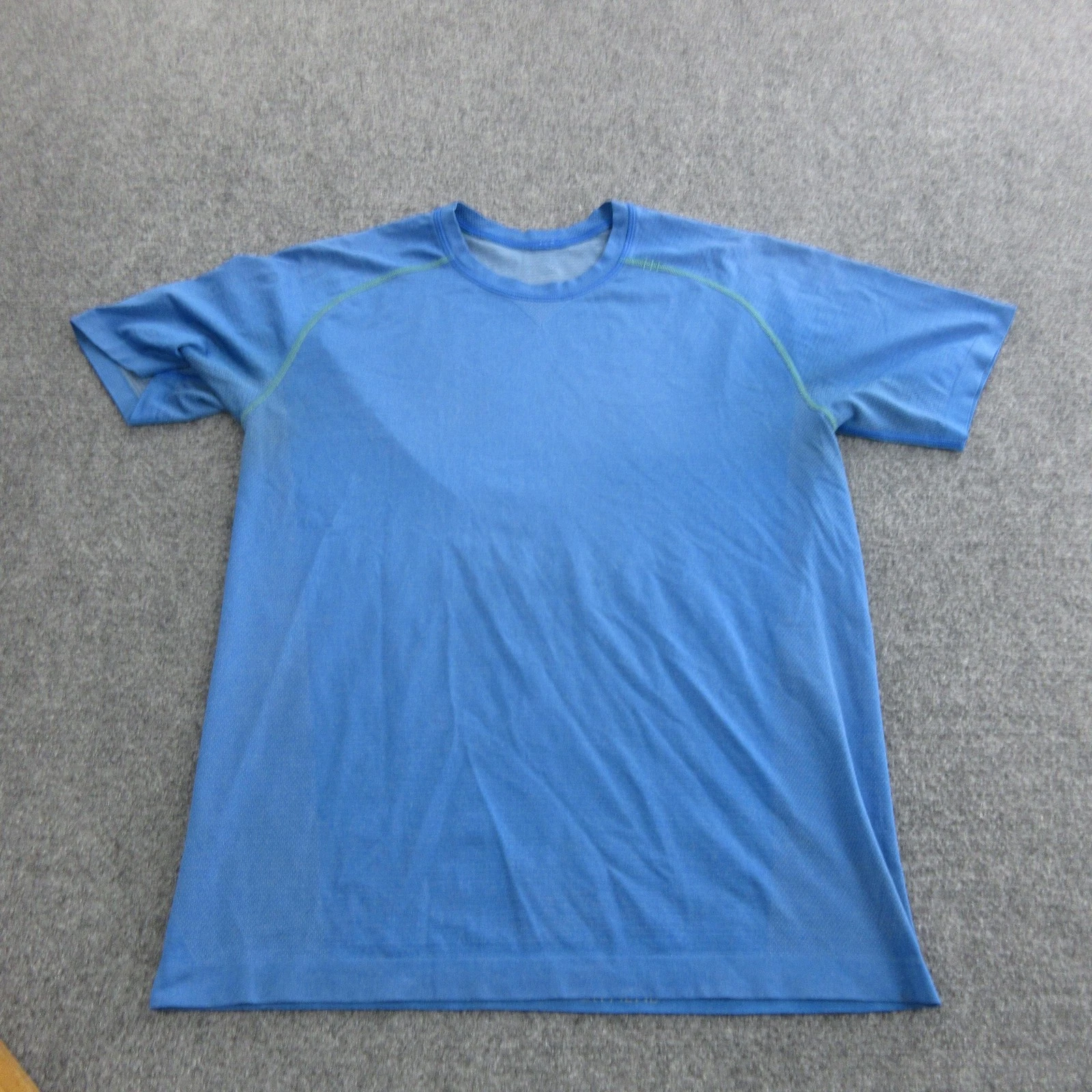 Lululemon Shirt Mens Medium Blue Short Sleeve Raglan Athletic Running Tee Top