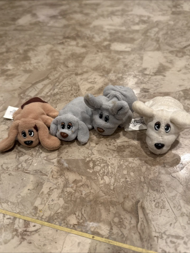 Juego de juguetes de peluche Pound Puppies 1995 vintage - Pup Pals - Lote de 4 con etiquetas Foto 4 de 4