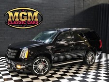 2013 Cadillac Escalade AWD 4dr Premium