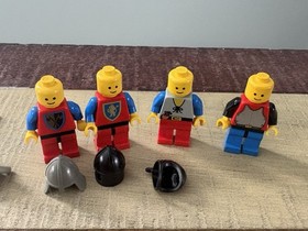 Lego 6055 Castle Lion Knights Prisoner Convoy MINIFIGURES Only