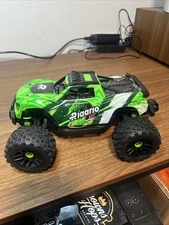 Riaario XDKJ-021 Black Green RC Power 4WD Off Road Car 2.4GHz Radio System READ