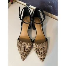 Crown Vintage ~ Vavi Cow Hair/Leather Upper Size 7