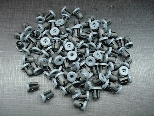 GMC Car & Truck Emblems GM GMC Assortment - 60 Pieces In 6 Sizes, Barrel Tubular Nuts For Auto Trim Emblem Script Clips - Foto 13