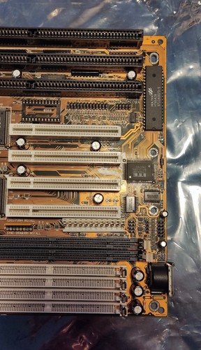 Retro Mainboard Konvolut Pentium Gigabyte GA586VX MSI MS6309 CPU RAM IO-Blende - Bild 9 von 10