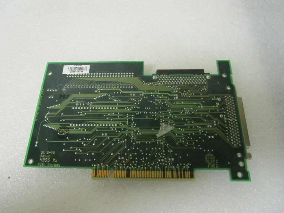 Adaptec AHA-2940W/2940UW PCI-to-Wide UltraSCSI Host Adapter - Image 4 of 4