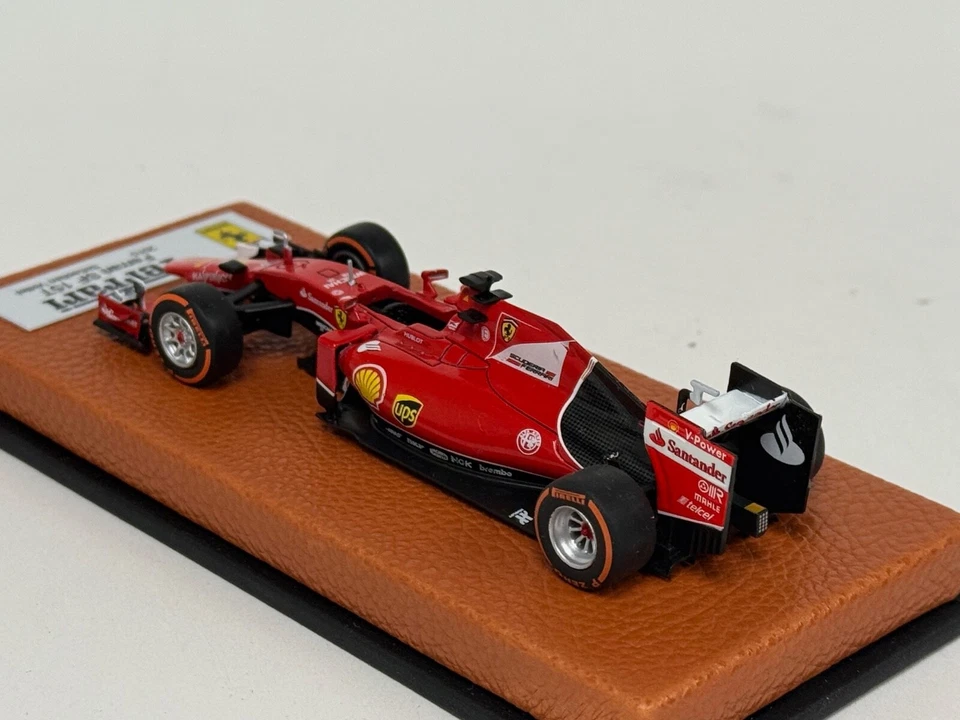 1/43 Ferrari SF15 T from 2015 F1 Season of Sebastian Vettel Leather base  JPN156 - Image 2 of 4