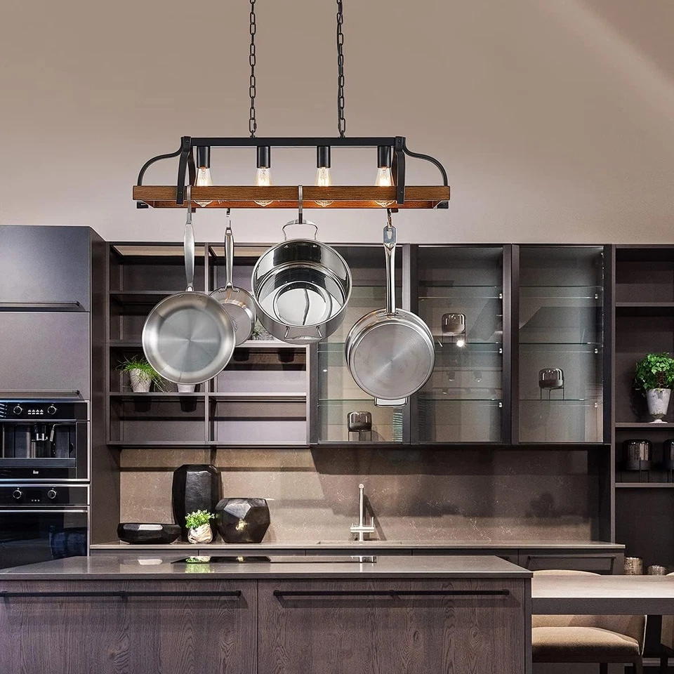 Lámpara de araña lineal de metal con 4 luces e imitación de madera para espacios elegantes Foto 4 de 4