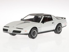 Pontiac Firebird 1982 white diecast model car CLC582 IXO 1:43