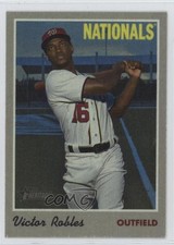 2019 Topps Heritage High Number 1970 Cloth Stickers Victor Robles #28 g2d