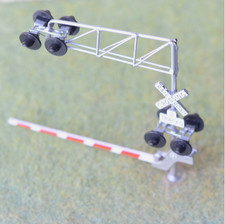 1 x HO scale model railroad cantilever grade crossing signal handing light C27G