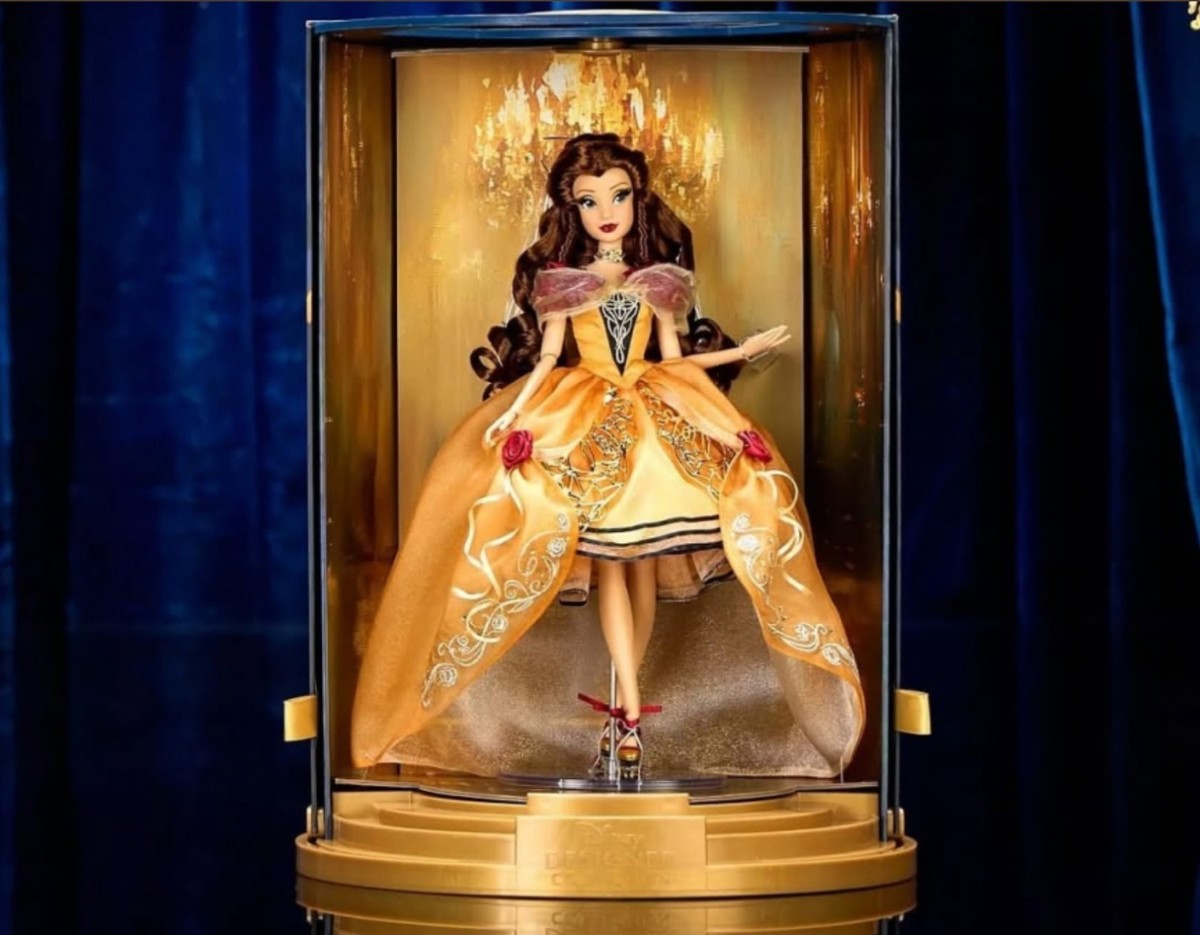 Disney Designer Collection 2025 Limited Edition Belle Doll 