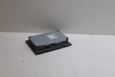 AMPLIFICATEUR AUDIO Volvo C30 (EK/MK) 2010 31310000 / 31310002 - Photo 1/2