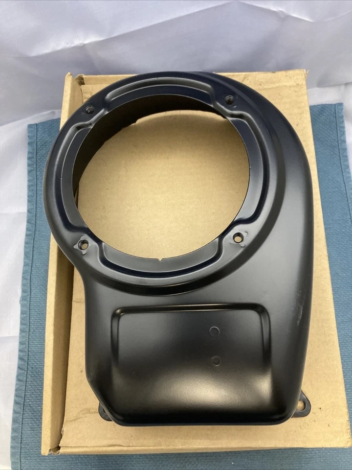 NEW SUBARU ROBIN 227-51538-06 ENGINE BLOWING HOUSING - Image 3 of 3