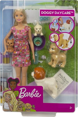 New BARBIE CAREERS Pet Care DOGGY DAYCARE PLAYSET w/ Dogs by