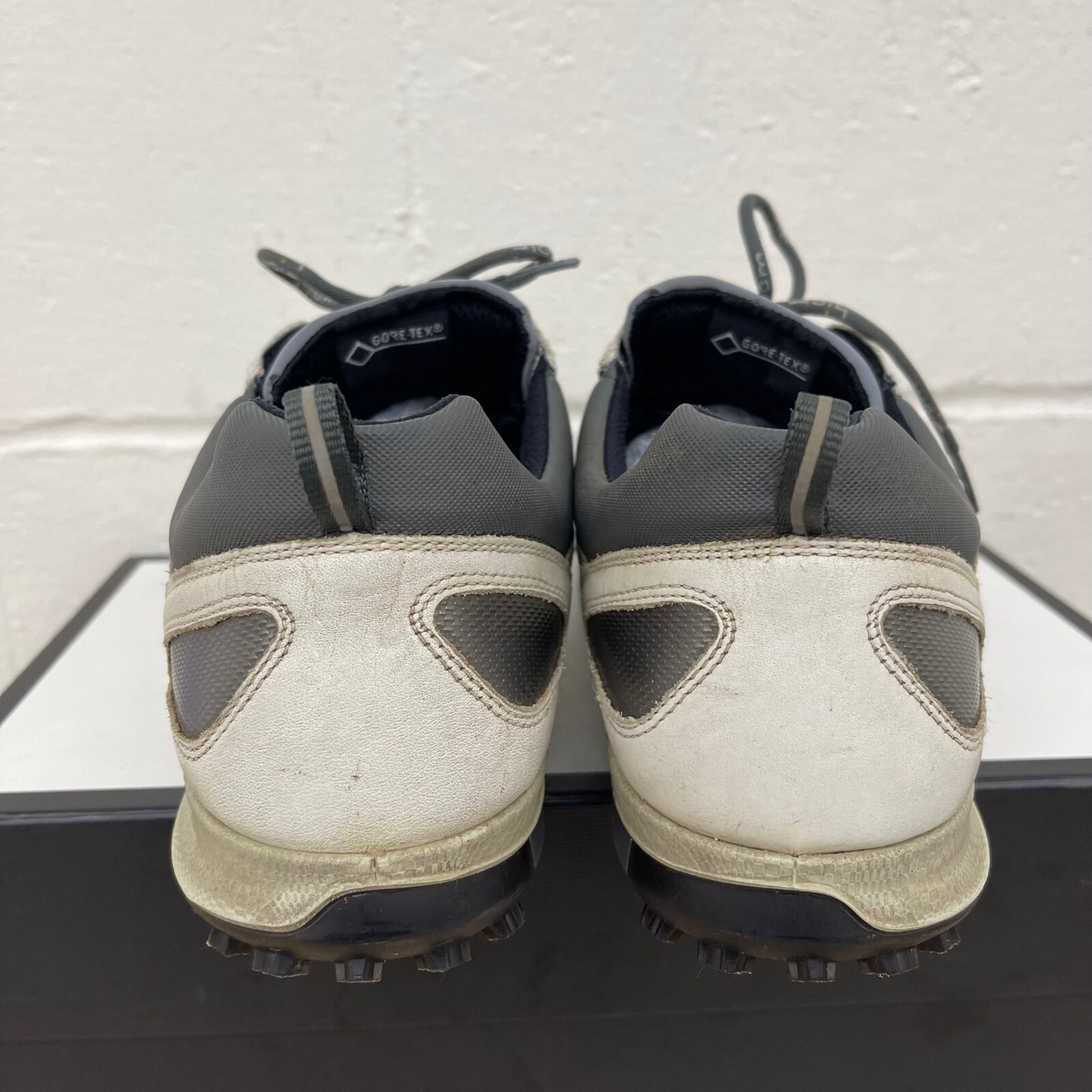 Ecco Biom Hydromax Yak Leather Golf Shoes White Spike… Gem