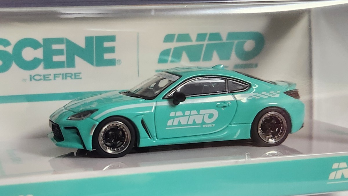 GR86 ミニカー INNO64 マカオ限定 1:64 inno64 Toyota GR86 INNO X SCENE Green Macau Grand Prix 2024