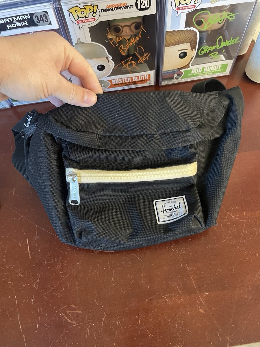 Herschel Supply Co Hip Fanny Pack Larger Black Very Good