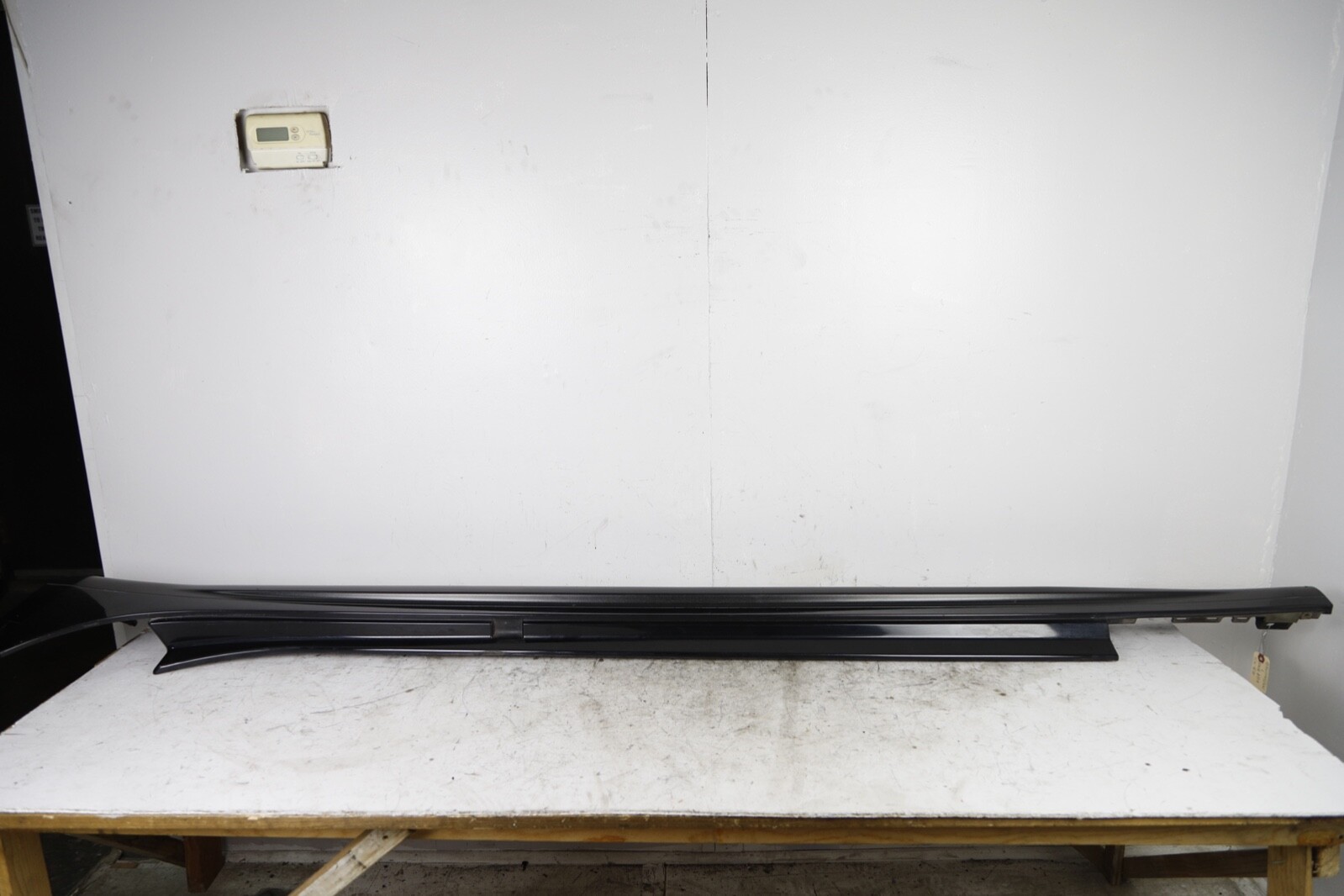14-20 MASERATI GHIBLI DRIVER SIDE SKIRT ROCKER PANEL MOLDING NERO BLACK 820A OEM
