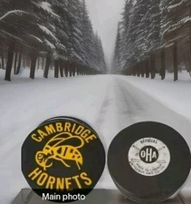 CAMBRIDGE HORNETS OFFICIAL GAME PUCK OHA VICEROY MFG. MADE IN 🇨🇦 VINTAGE 