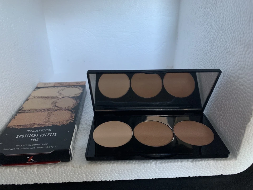 SMASHBOX Spotlight Palette (Gold) NEW IN BOX AUTHENTIC HIGHLIGHTER SPARKLE - Image 2 of 3