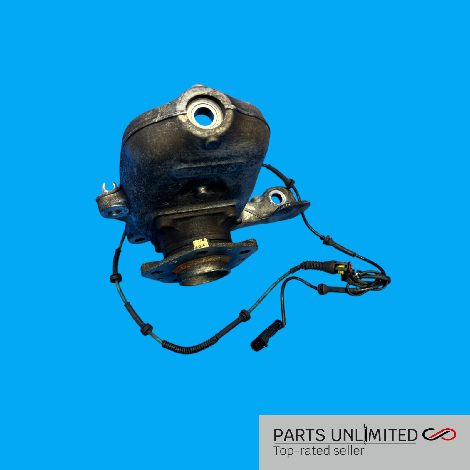 03-08 Maserati Quattroporte M139 OEM Front Left driver side knuckle spindle hub