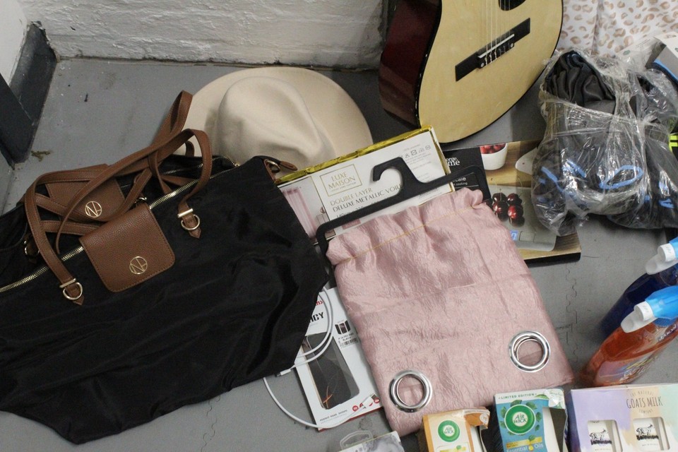 Job Lot Mixed Items Homeware Household Gifts Car Boot Sale COLLECTION ...
