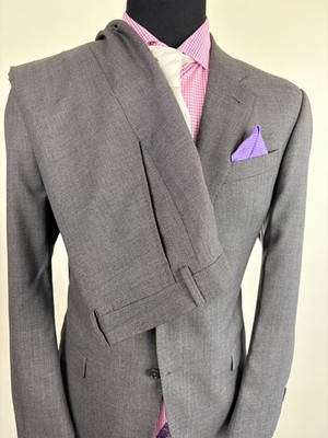 RECENT Armani BLACK LABEL Modern 2-Button Dark Gray ITALIAN Suit 44 R e54